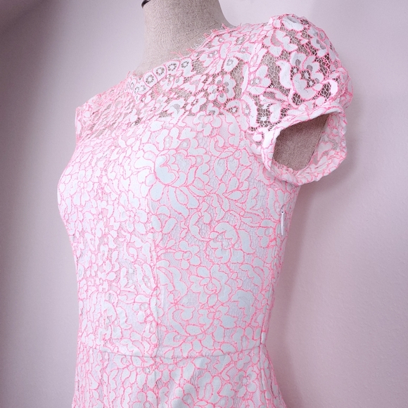 Juicy Couture Neon Pink Corded Lace Dress - Picture 7 of 8